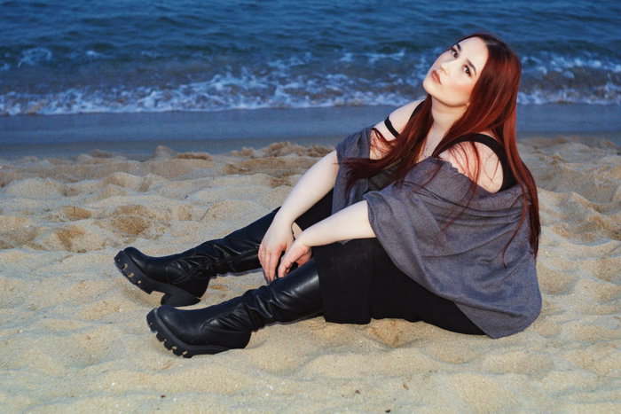 Portraits & Editorials for Artists - Photojournalism style photoshoot for websites, album covers and social media.