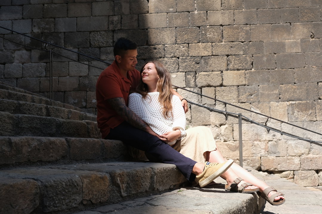 Private Barcelona Photo Tour - Professional portraits in Iconic locations